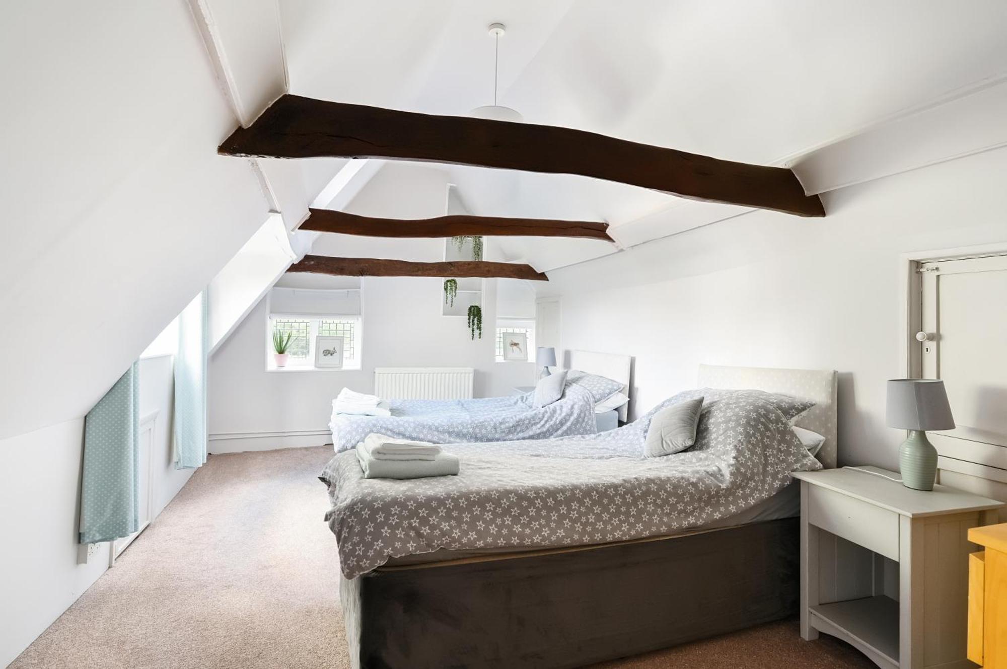 Walnut Tree House Villa Rustington Dış mekan fotoğraf